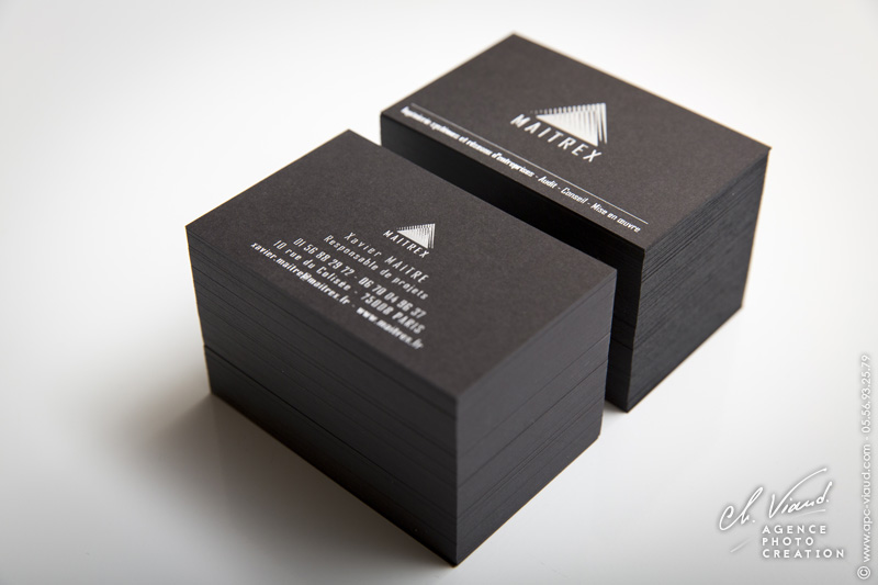 Création d'une carte de visite sobre et élégante