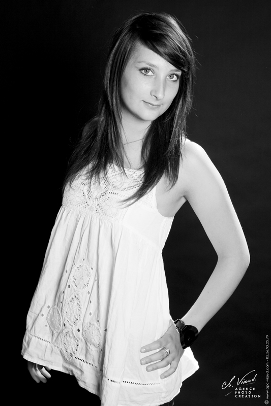 Portrait en studio jeune fille