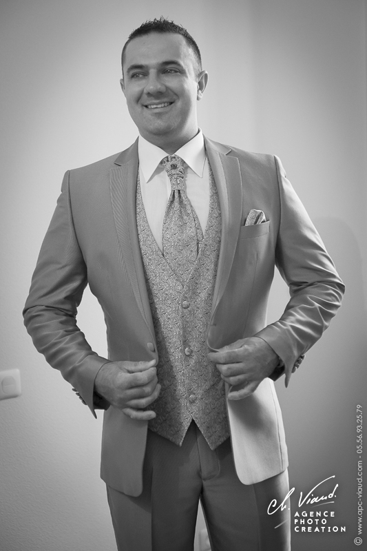 Reportage mariage, photo de la préparation du marié