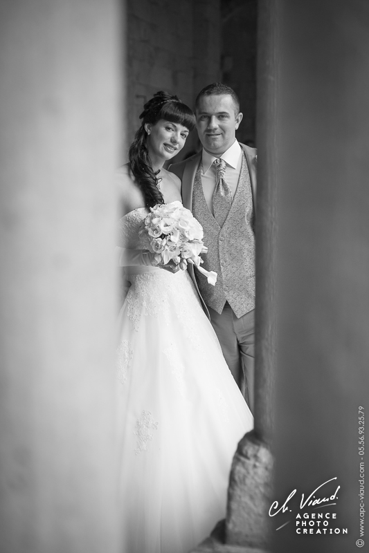 Reportage mariage, photo de couple dans les rue de saint-emilion