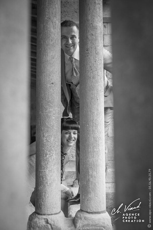 Reportage mariage, photo de couple fun à saint-emilion