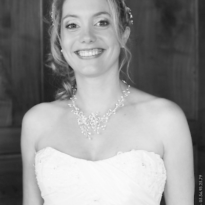 Reportage mariage, portrait en noir et blanc de la mariée
