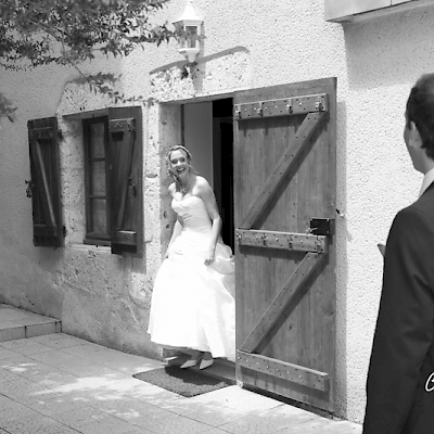 Reportage mariage, photo de la découverte des mariés