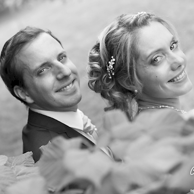 Reportage mariage, photo du couple en noir et blanc