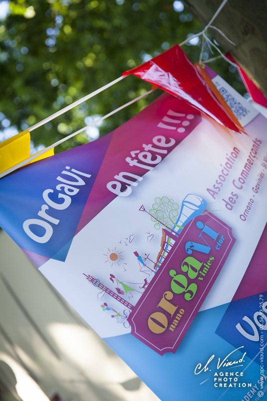 Déclinaison du logo d' une association de commerçant sur bâche