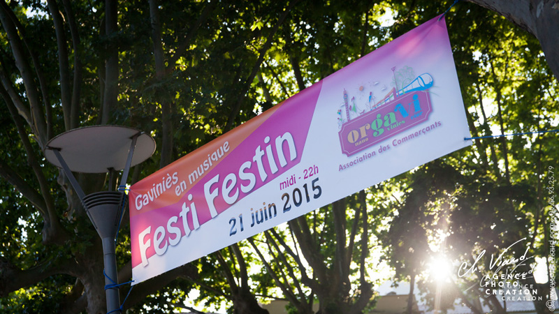 Déclinaison du logo d' une association de commerçant sur bâche