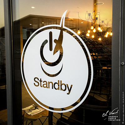 /site/assets/files/1320/14_creation_decoupe_adhesif_vitrine_standby_coffee.jpg