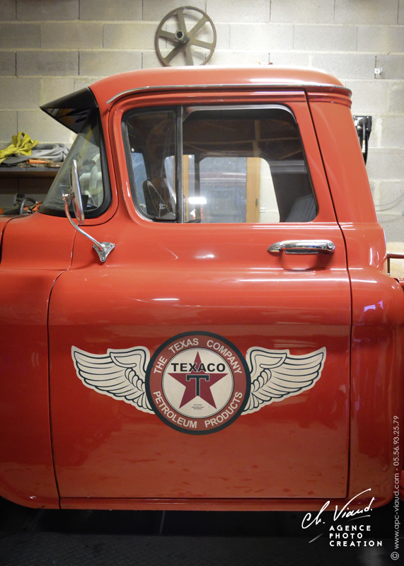 Création et impression d'un stickers covering pour voiture Texaco