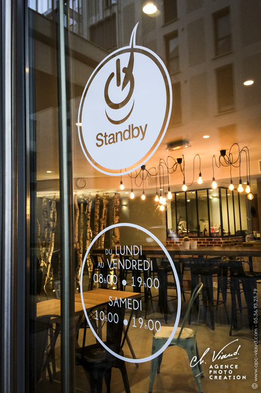 Création et impression Autocollant pour vitrine