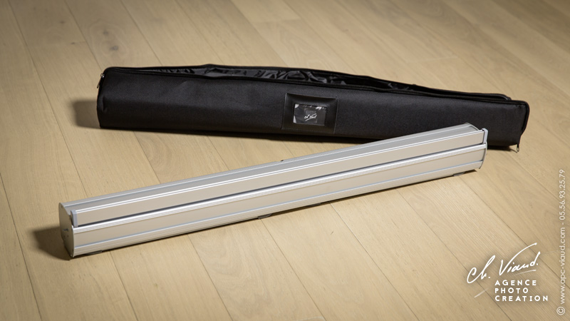 Présentation du montage sur Roll-up dans avec étui de transport