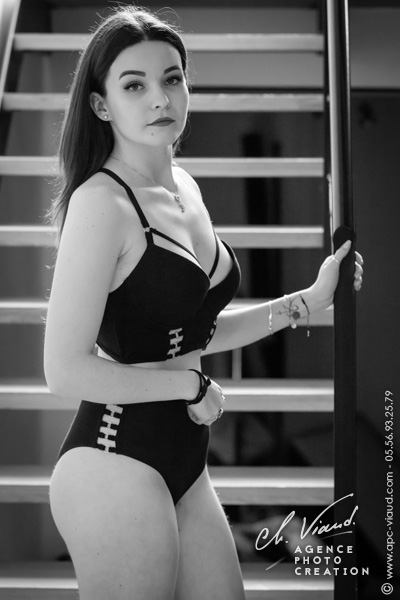 Shooting photo en studio professionnel de femme en dessous sexy