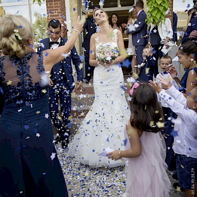 Reportage mariage, photo de la sortie de la mairie