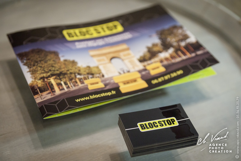 Création carte de visite et plaquette personnalisées