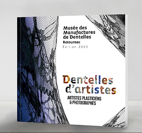 /site/assets/files/1548/creation_mise_en_page_catalogue_dentelle_artiste_vignette-1.jpg