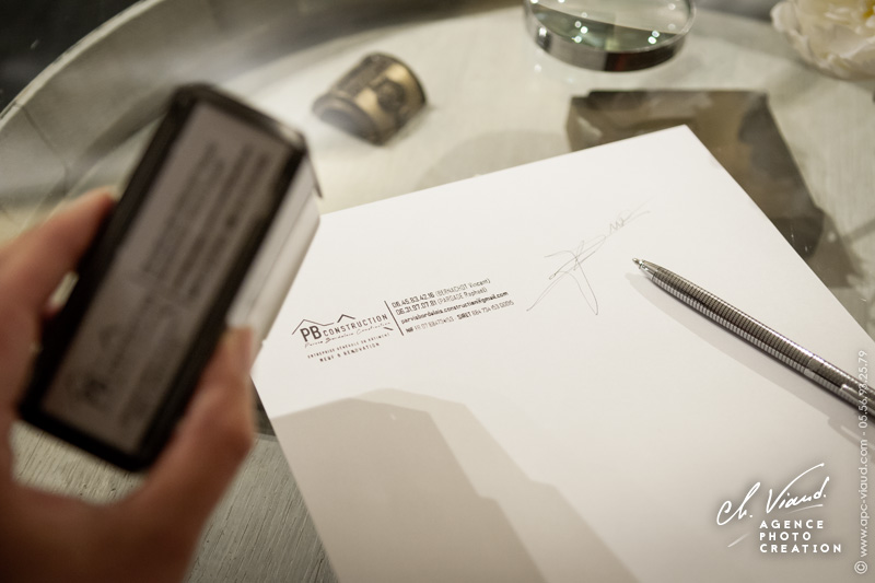 Mise en situation du tampon entreprise créé pour PB Construction