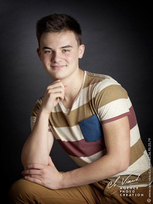 beau portrait en studio pour un homme