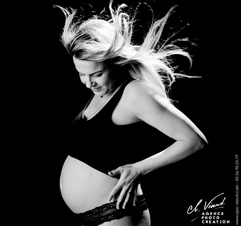/site/assets/files/1600/01_portrait_femme_enceinte_bordeaux_240210.jpg