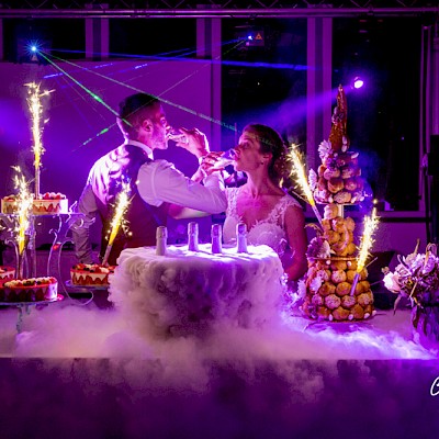 Reportage mariage - Photo des mariés buvant la coupe de champagne